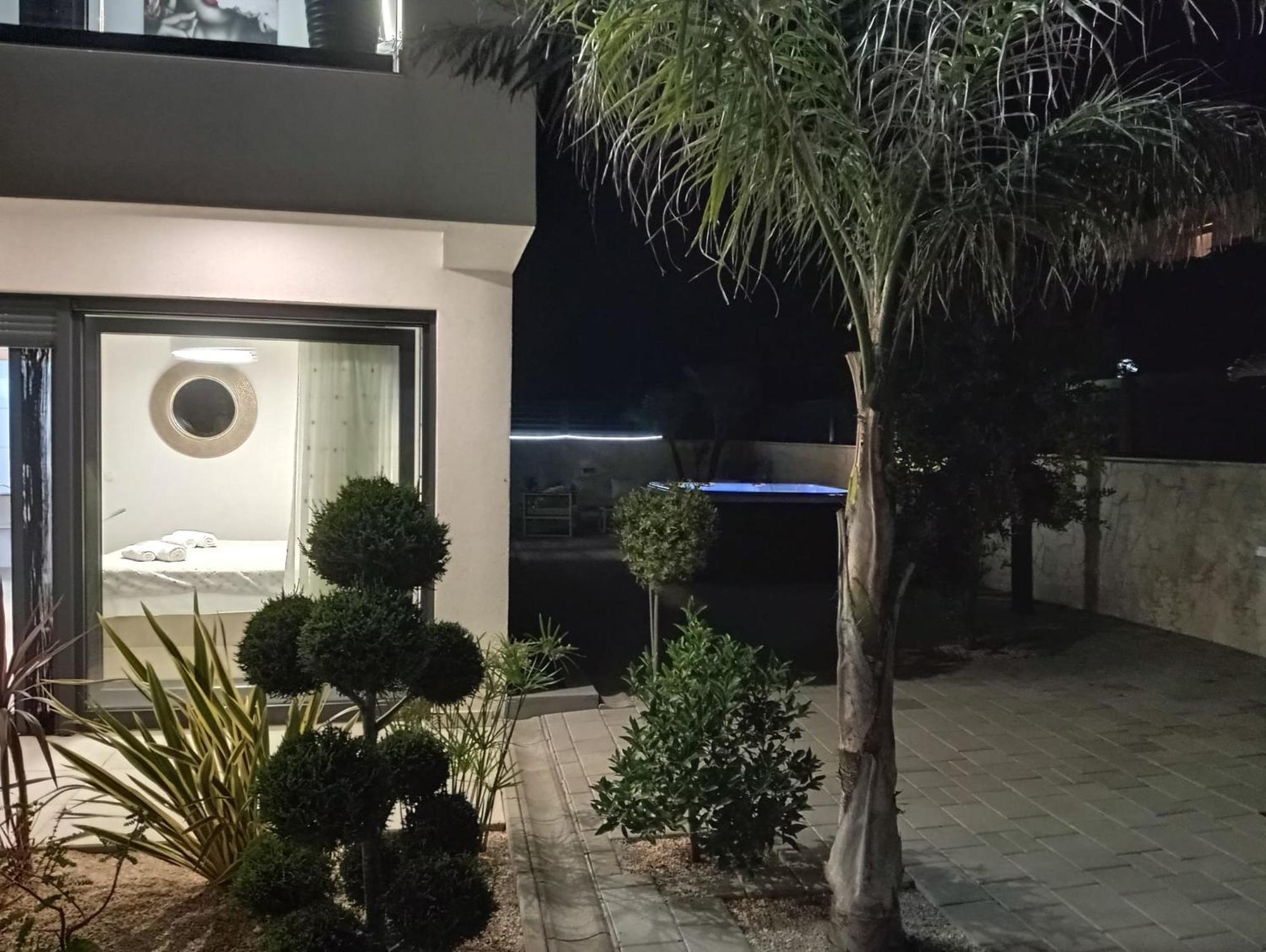Villa S ヴィル エクステリア 写真