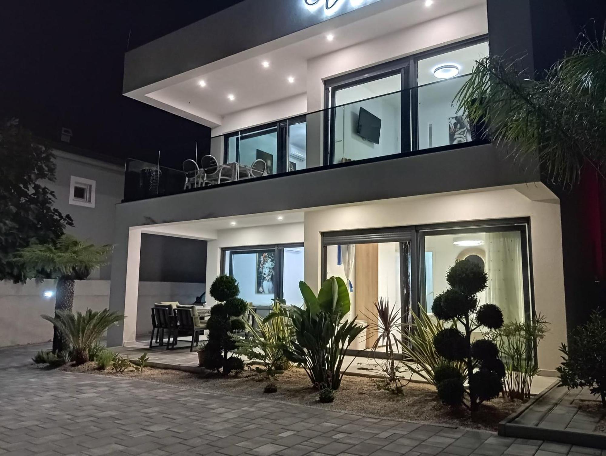 Villa S ヴィル エクステリア 写真
